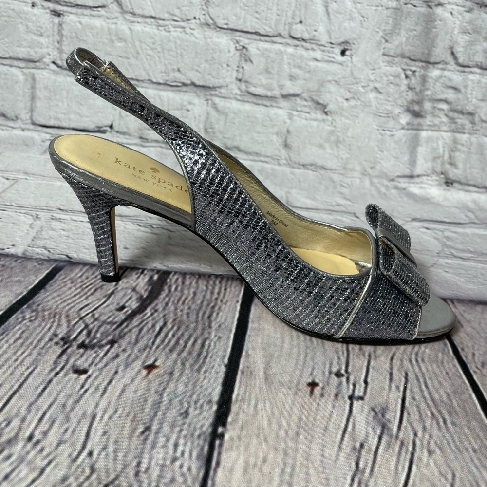 KATE SPADE NEW YORK Silver Glittery Leather Slingback Sandals Size 8 - Picture 4 of 8